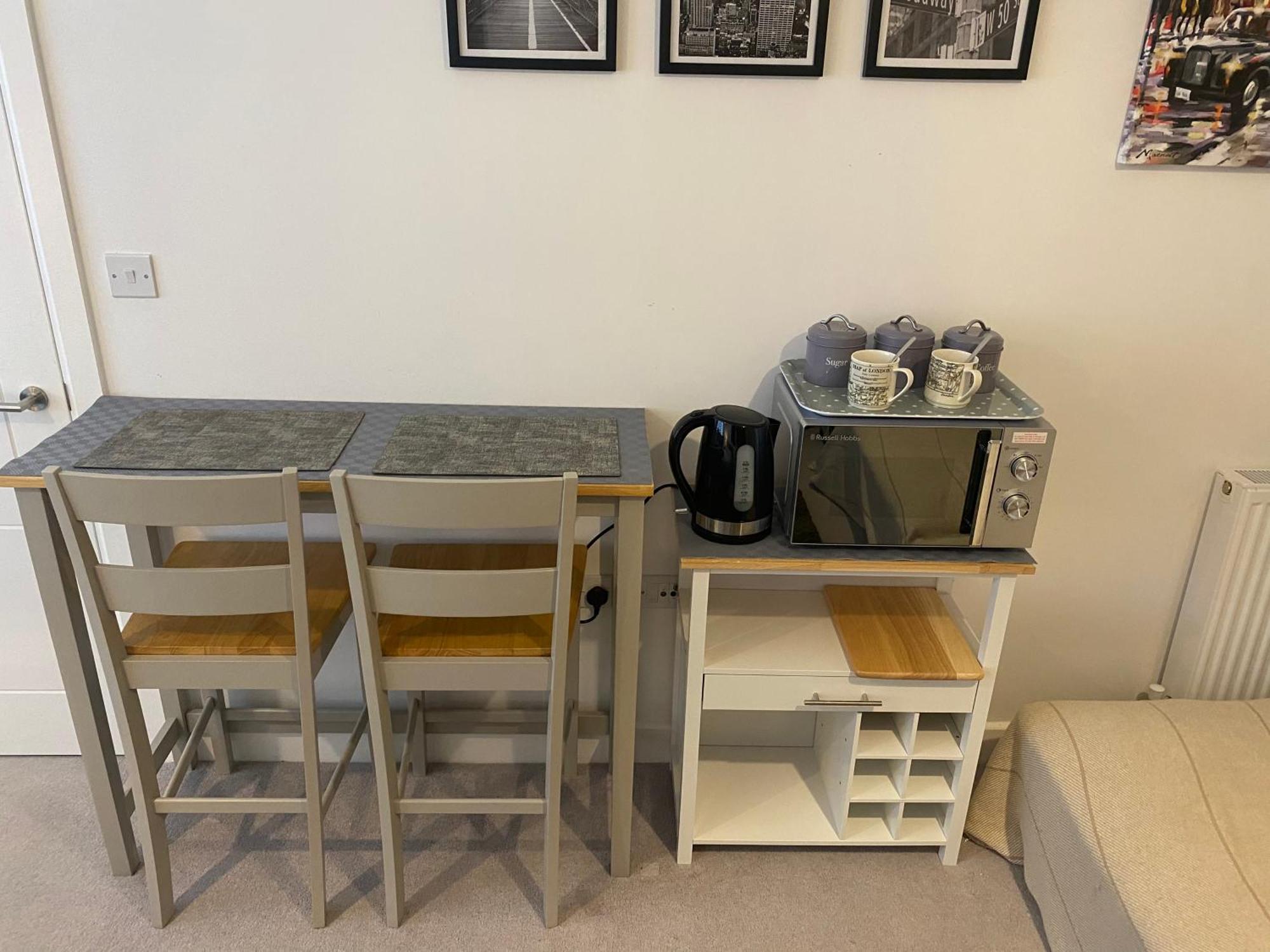 Very Large Double Room With Corner Sofa, Sky Tv, Netflix Etc, Fridge And Microwave Newhaven Exterior foto